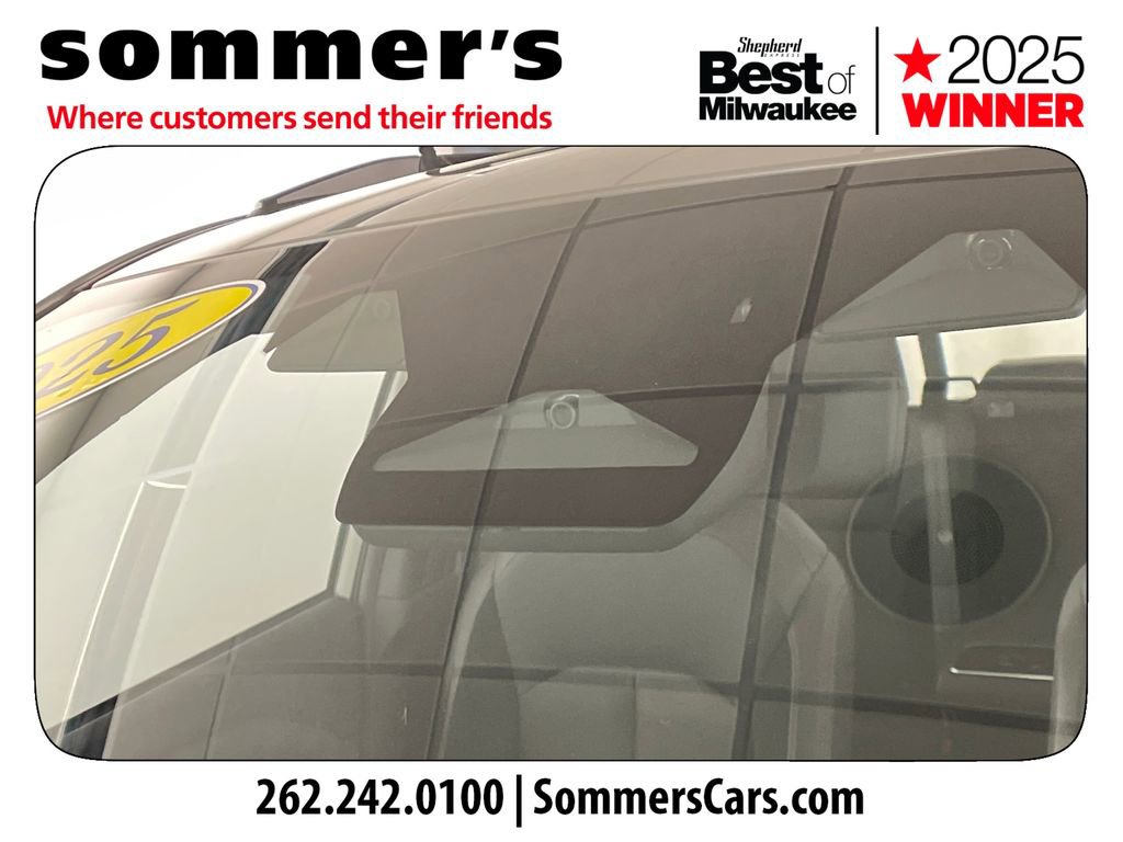 Used 2025 Subaru Forester Touring image 27