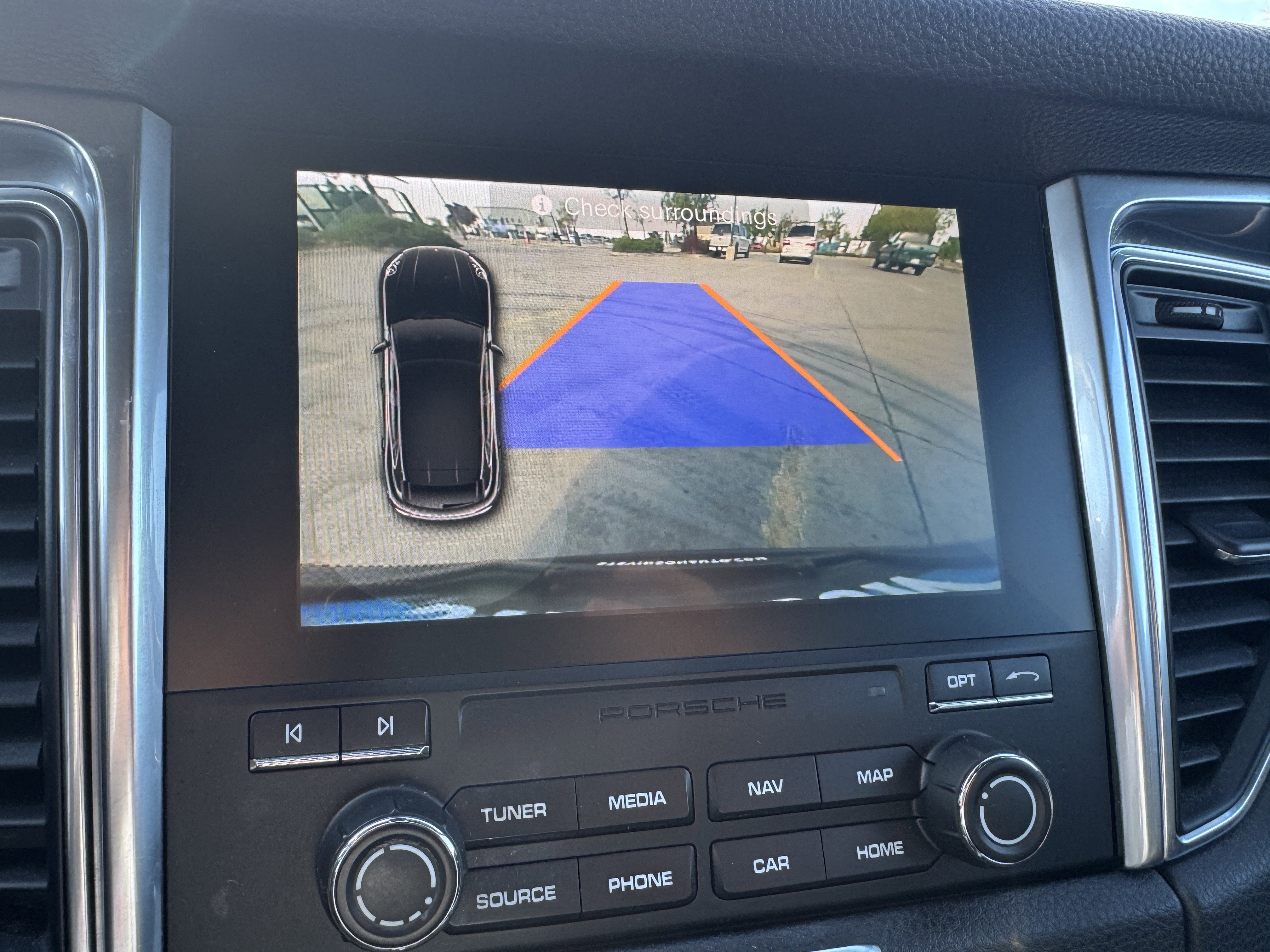 Used 2017 Porsche Macan AWD/4WD image 27