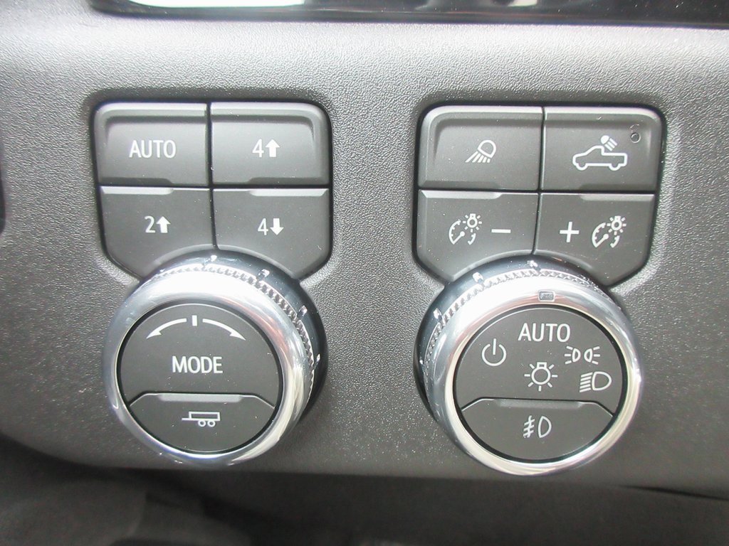 New 2026 GMC Sierra 1500 SLT w/ SLT Convenience Package image 16