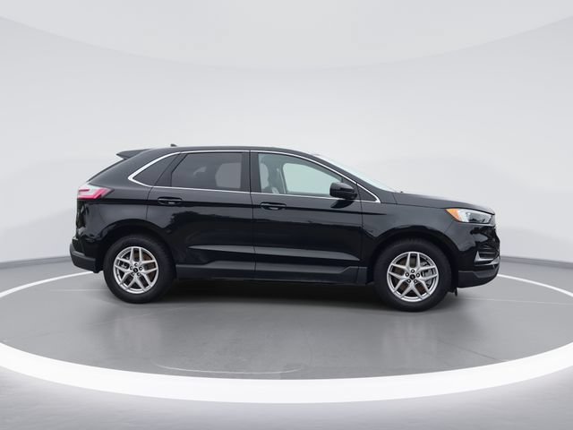 Used 2024 Ford Edge SEL AWD/4WD image 9