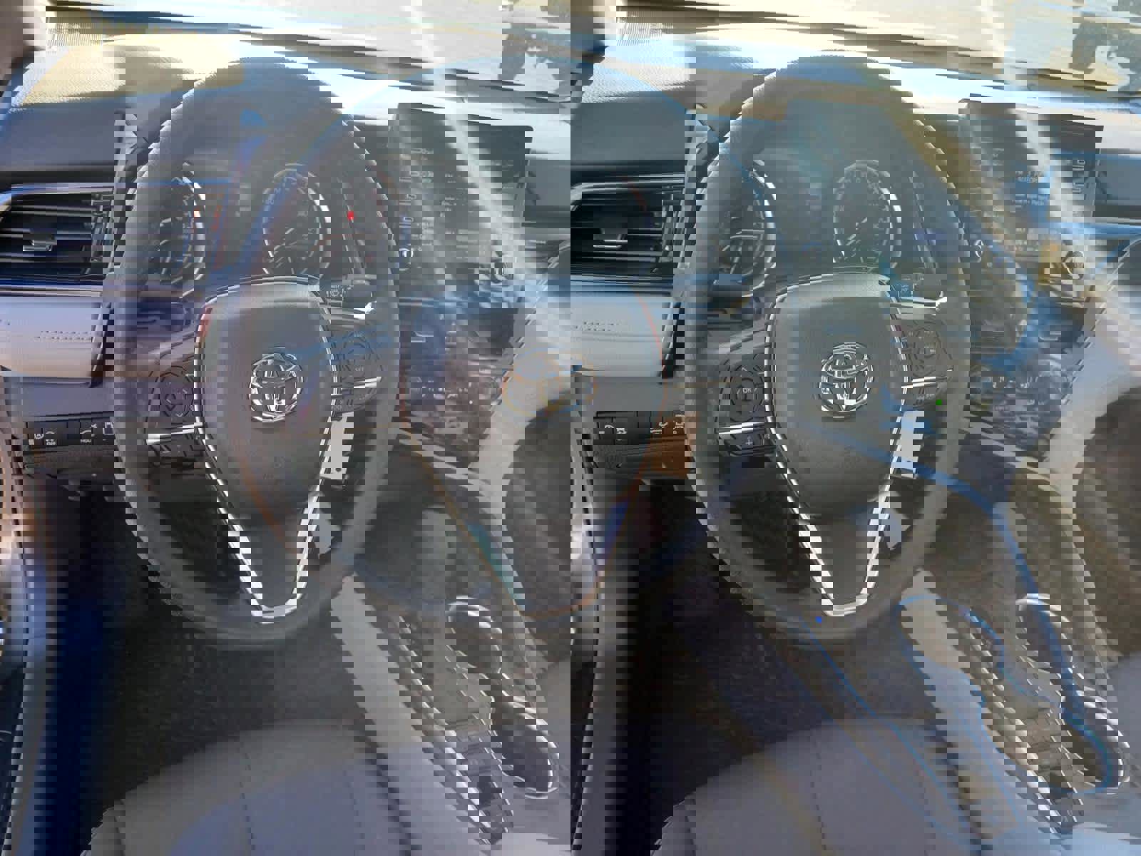 Used 2023 Toyota Camry LE image 9