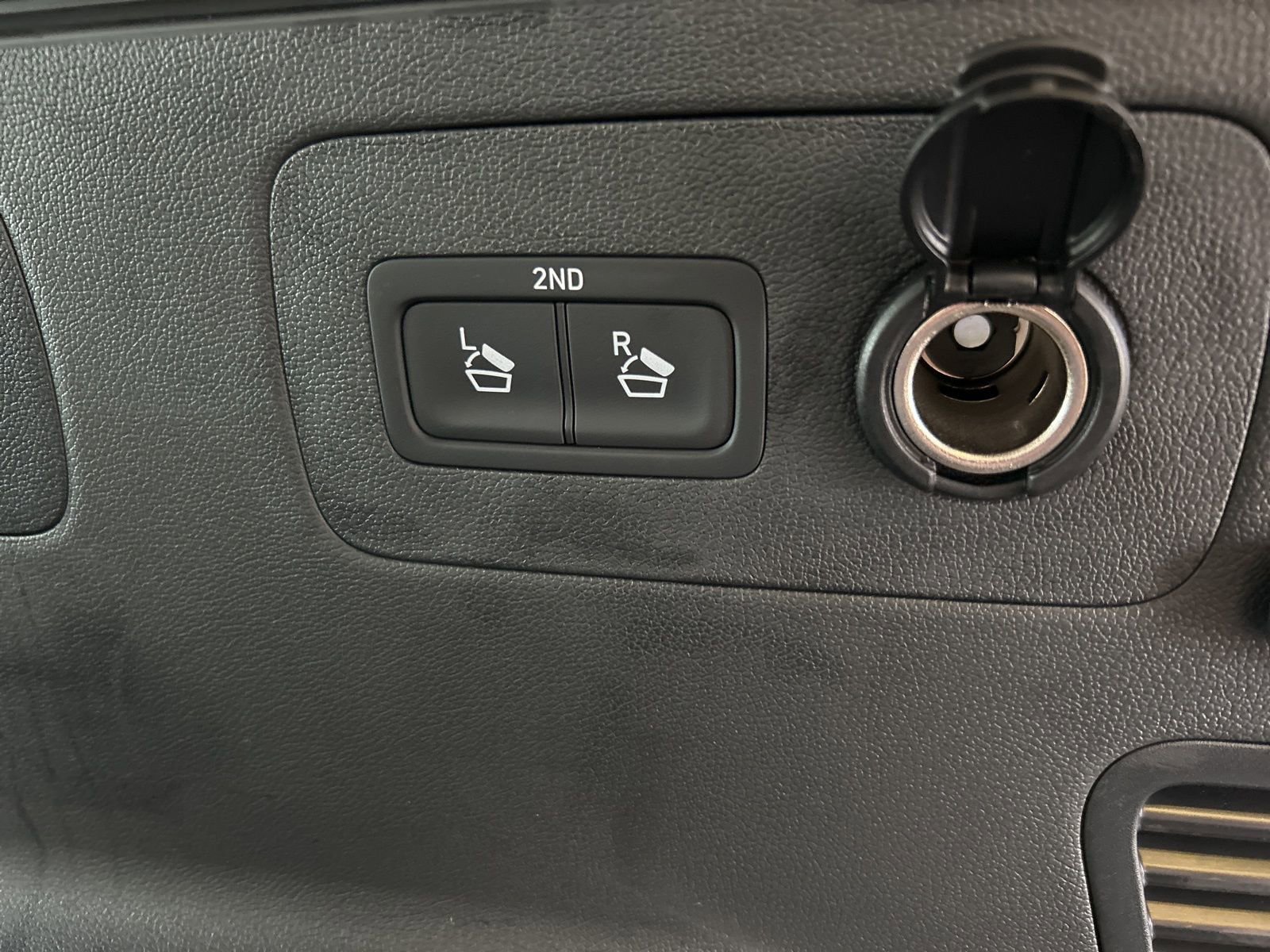 New 2025 Kia Sorento EX w/ EX Panoramic Sunroof Package image 14