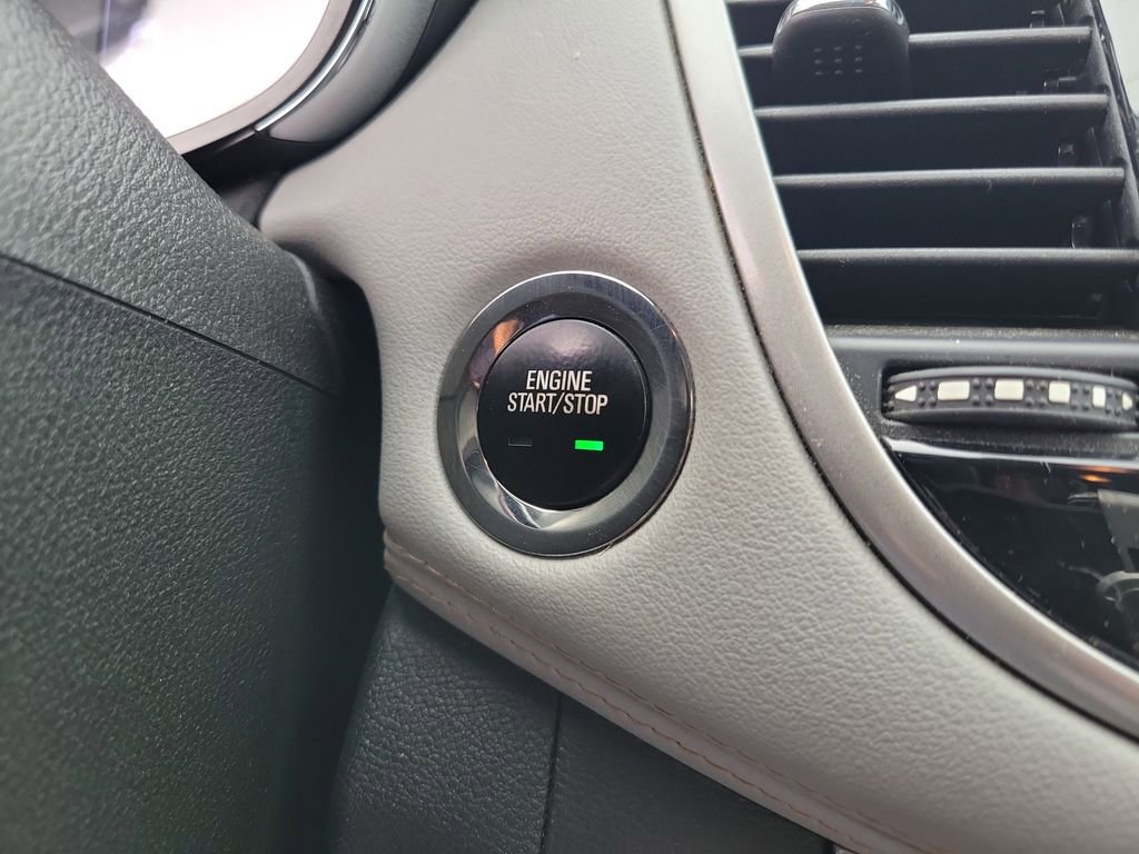 Used 2019 Chevrolet Trax LT w/ Driver Confidence Package image 25