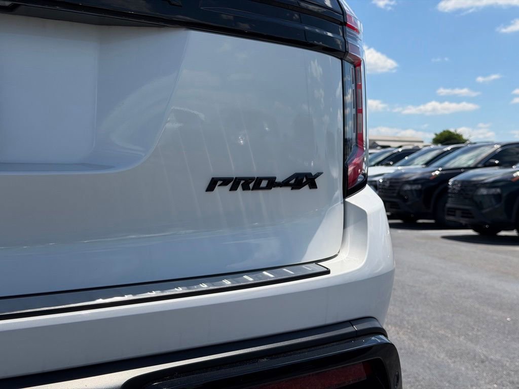 New 2026 Nissan Armada PRO-4X AWD/4WD image 32