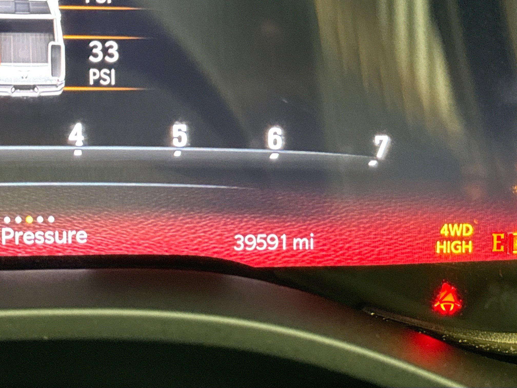 Used 2024 RAM 1500 Limited image 8