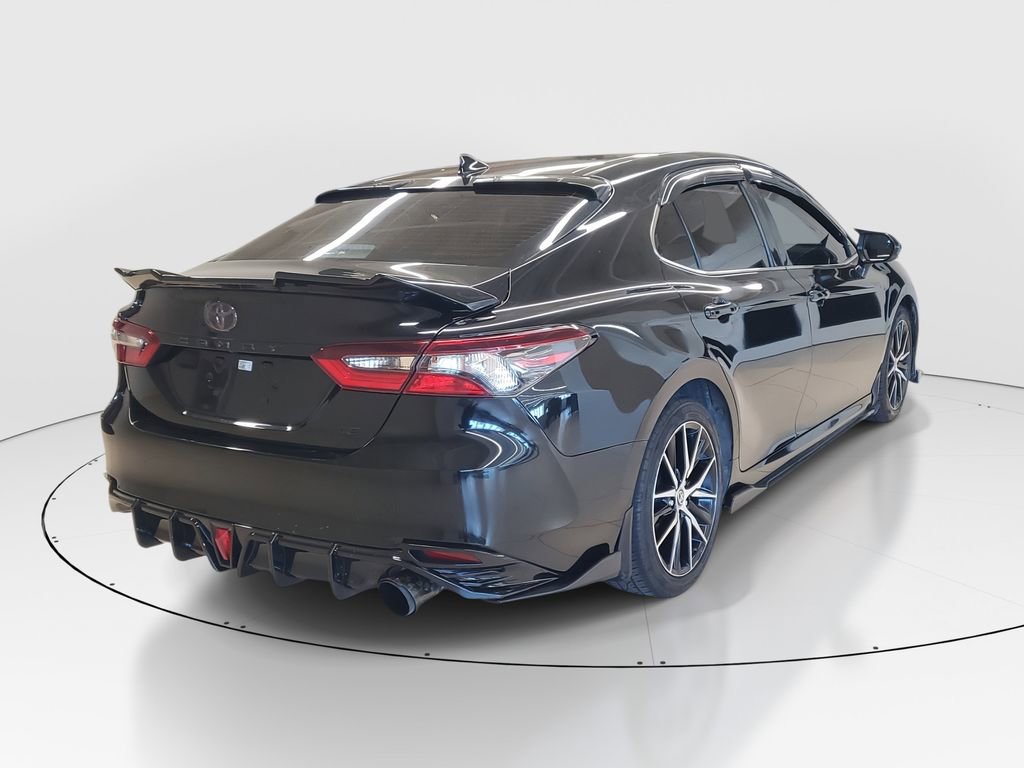 Used 2024 Toyota Camry LE w/ Convenience Package image 7