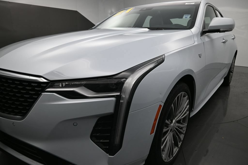 Used 2021 Cadillac CT4 Premium Luxury AWD/4WD image 31