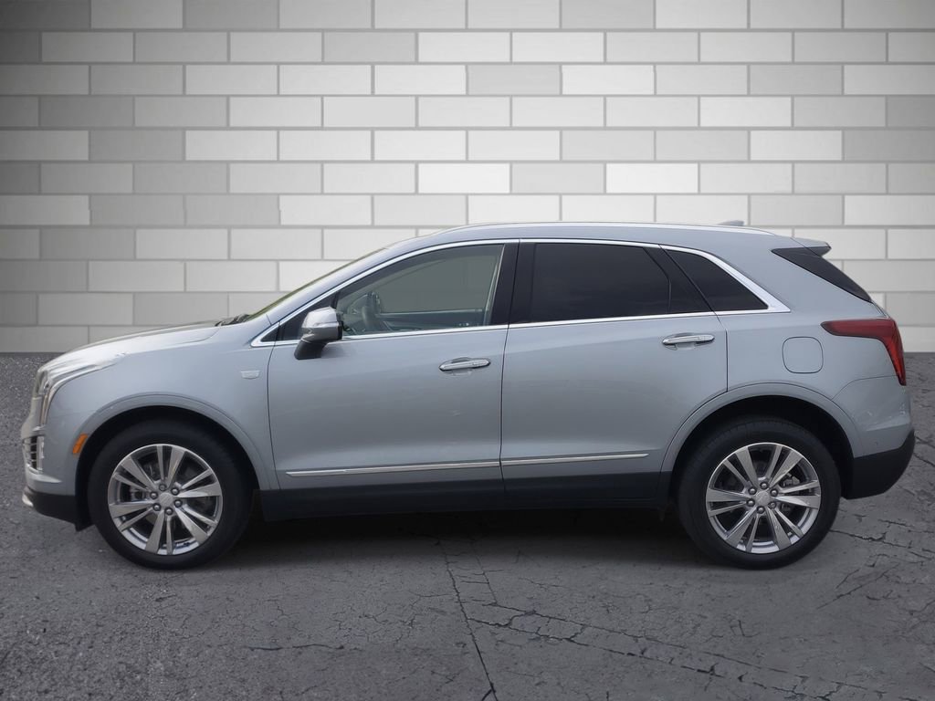 Certified 2023 Cadillac XT5 Premium Luxury w/ Technology Package image 2