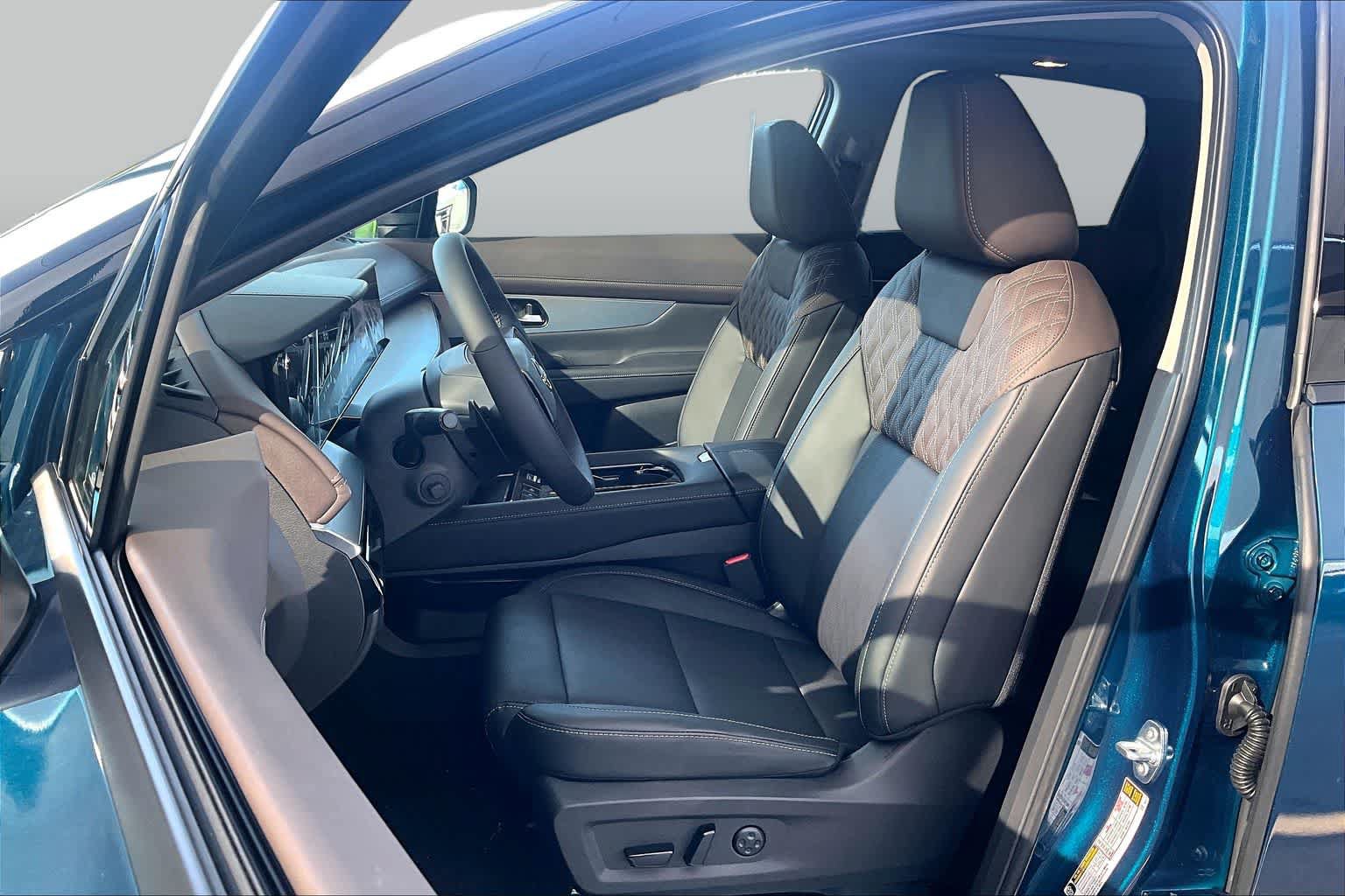 New 2026 Nissan Murano Platinum w/ Cargo Package AWD/4WD image 15