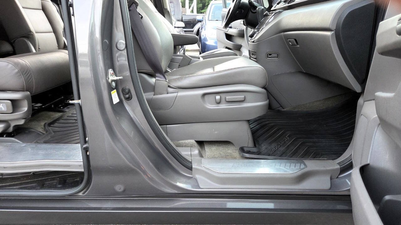 Used 2014 Honda Odyssey Touring Elite image 44