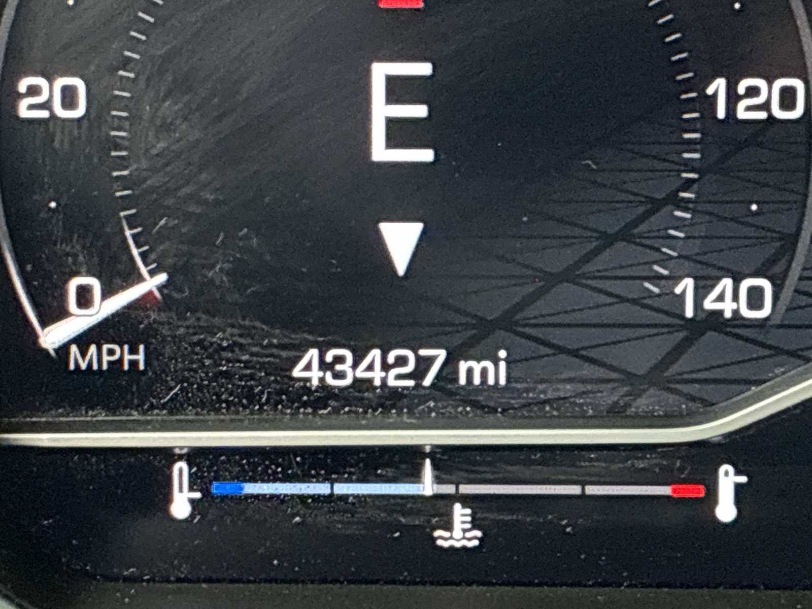 Used 2023 GMC Sierra 1500 AT4 w/ AT4 Premium Package image 12