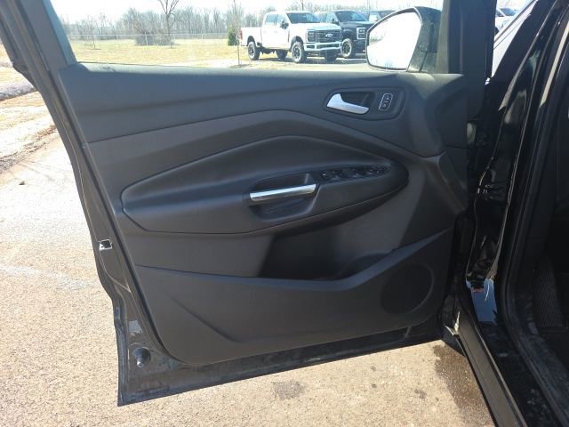 Used 2018 Ford Escape SEL image 27