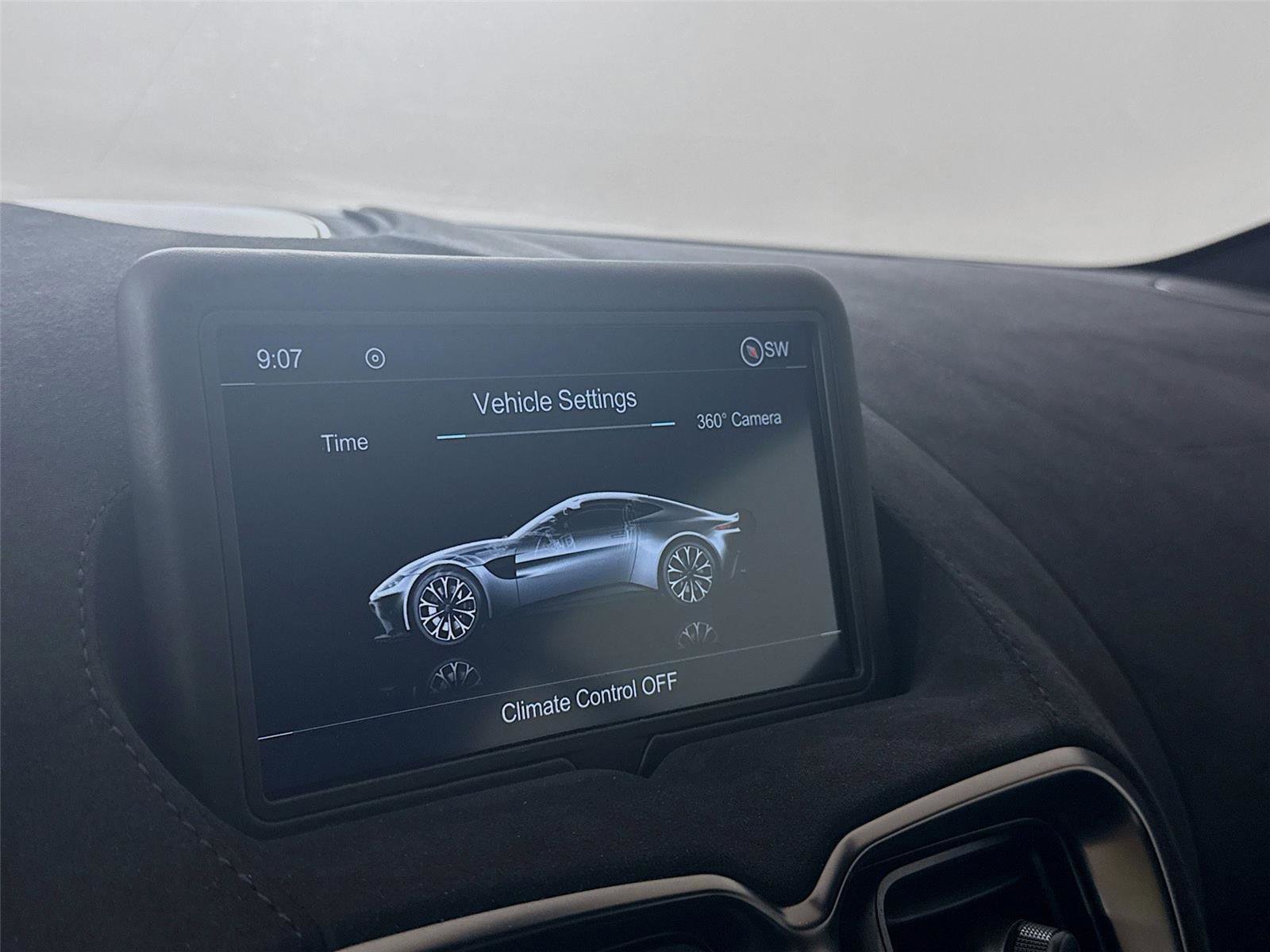 Used 2020 Aston Martin V8 Vantage Coupe RWD image 8