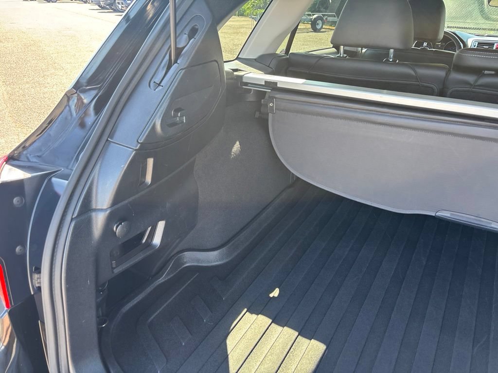 Used 2017 Subaru Outback 3.6R Limited AWD/4WD image 38