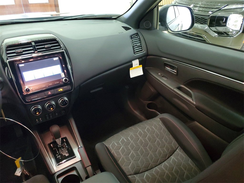 New 2025 Mitsubishi Outlander Sport AWD image 16