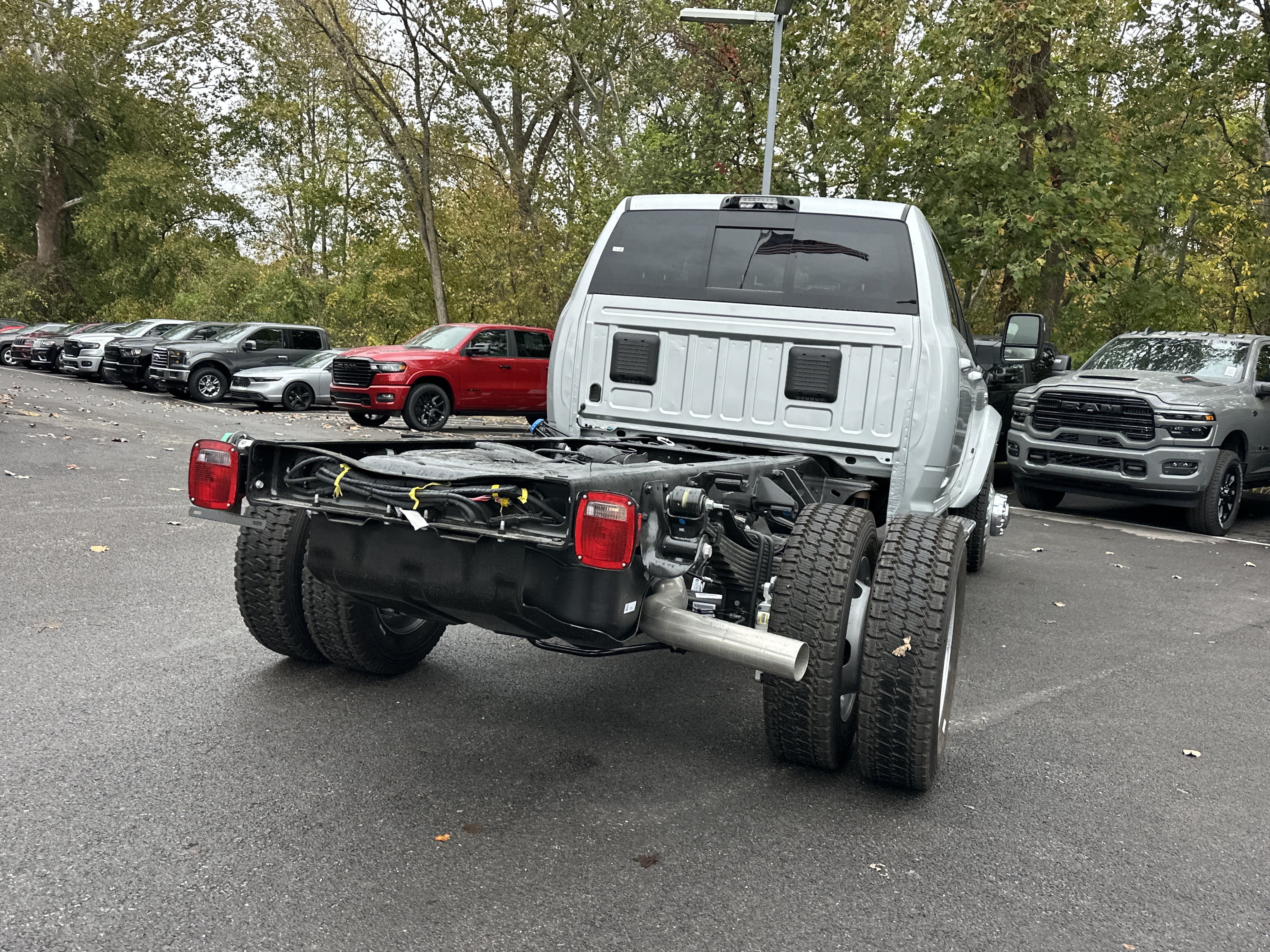 New 2027 RAM 5500 4x4 Crew Cab image 18