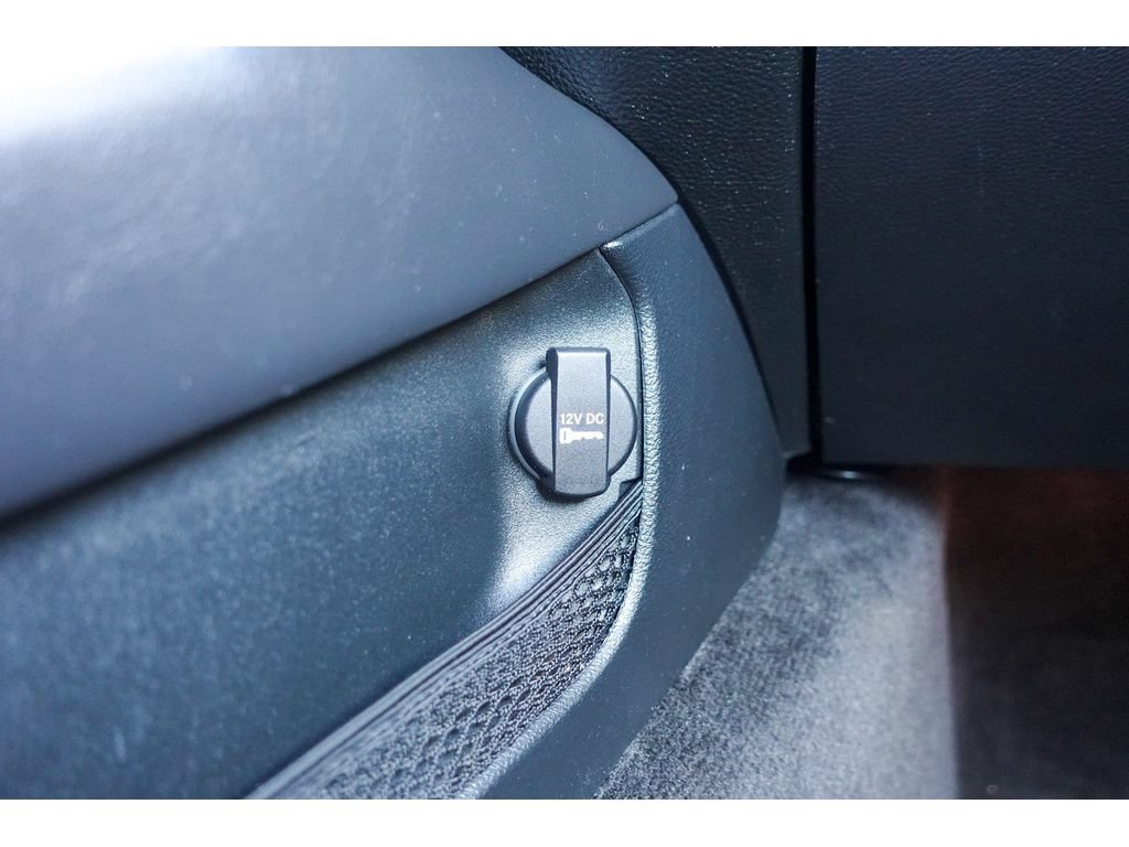 Used 2017 Dodge Challenger SXT Plus RWD image 27