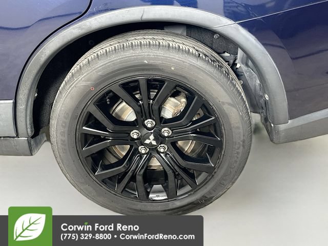 Used 2019 Mitsubishi Outlander LE FWD image 32