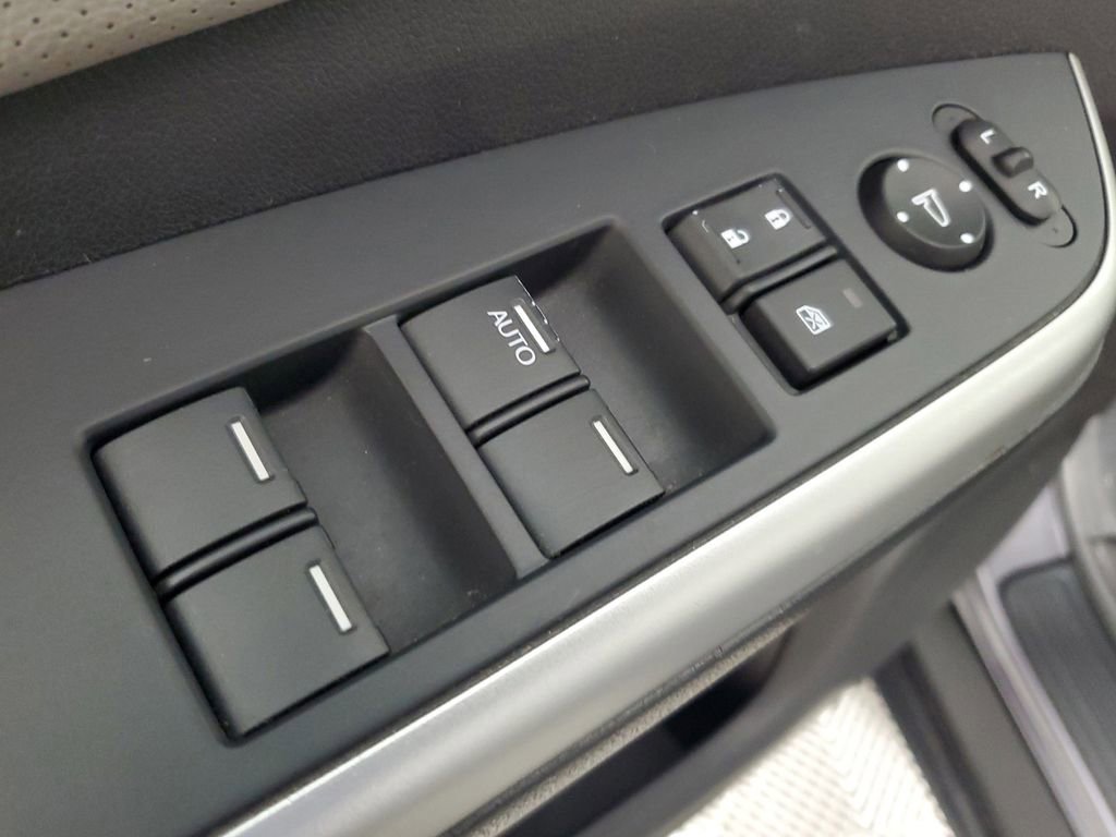 Used 2015 Honda CR-V EX-L image 19