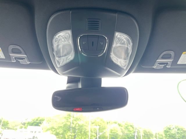 Used 2025 Jeep Compass Limited AWD/4WD image 15