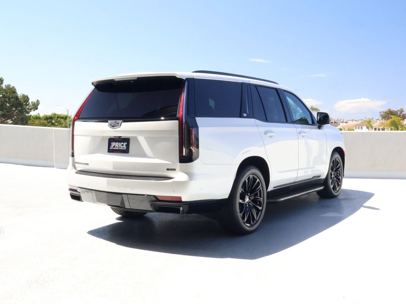 Used 2022 Cadillac Escalade Sport w/ Touring Package AWD/4WD image 9