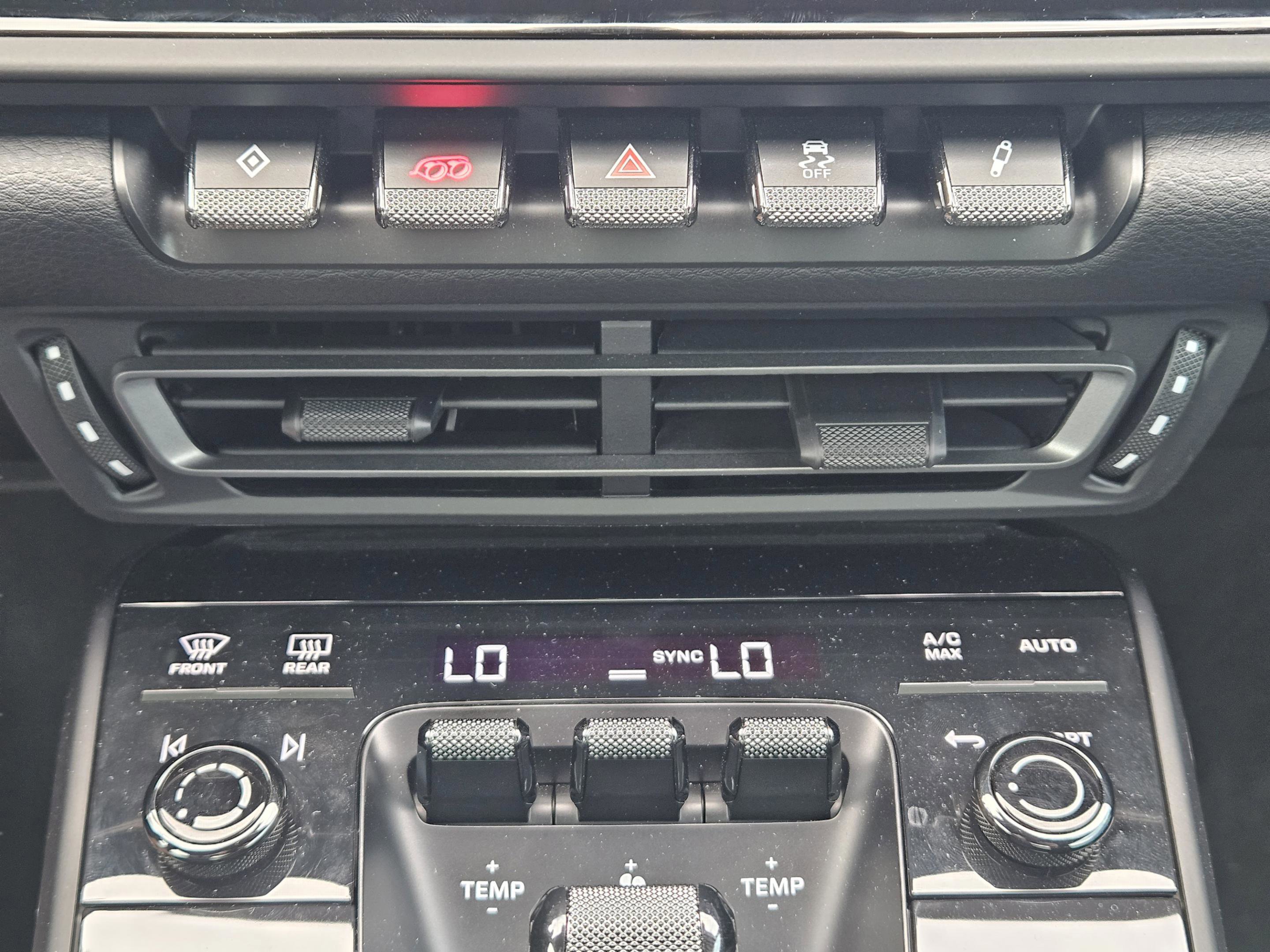 Certified 2024 Porsche 911 Carrera T image 19