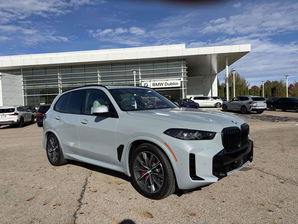 New 2026 BMW X5 xDrive40i w/ M Sport Package