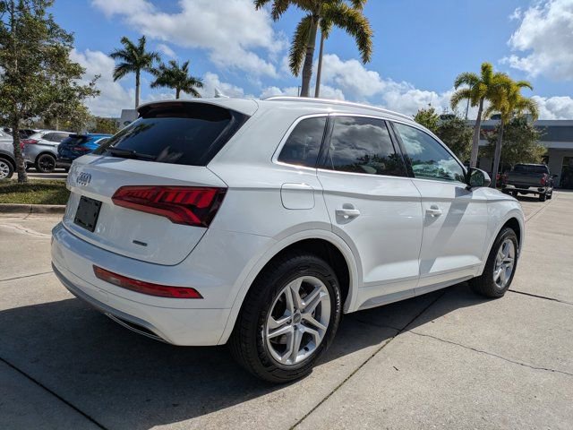 Used 2019 Audi Q5 2.0T Premium w/ Convenience Package image 4