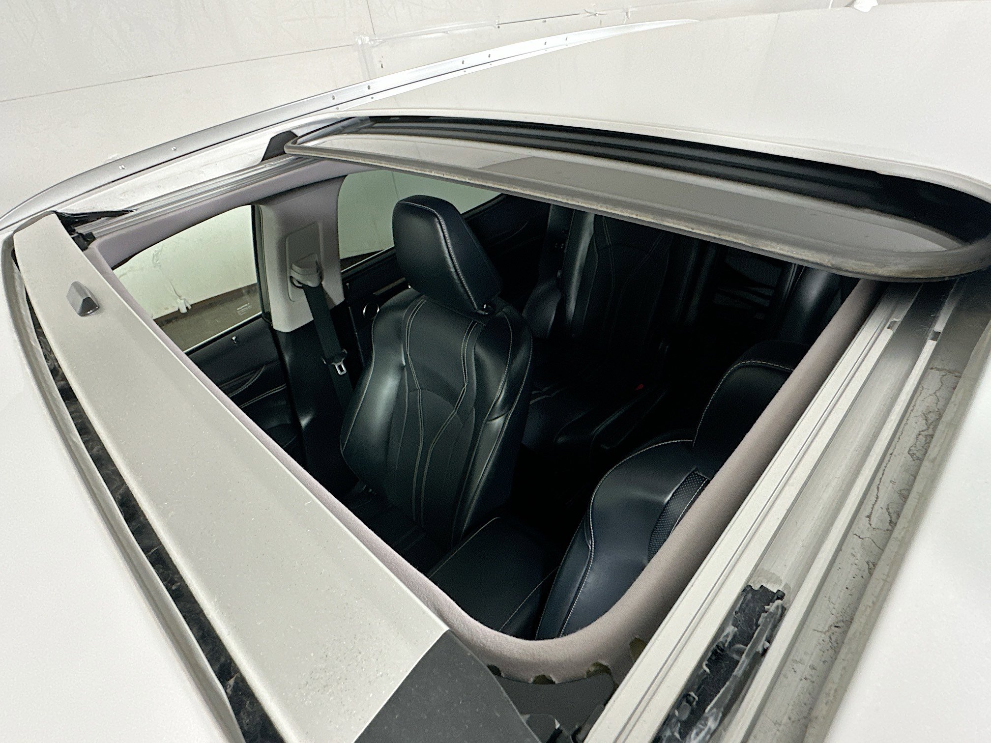 Used 2021 Lexus RX 450hL Luxury w/ Cold Area Package (CK) image 22