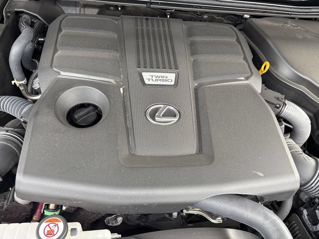 Certified 2025 Lexus GX 550 w/ Cold Area Package AWD/4WD image 10
