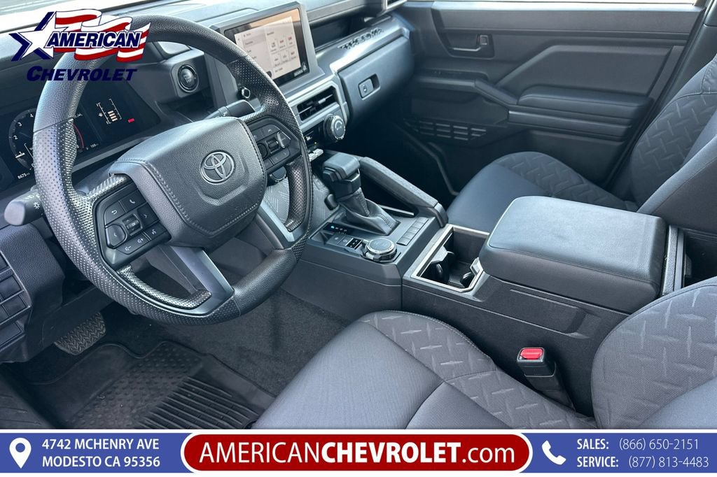 Used 2025 Toyota Tacoma SR5 AWD/4WD image 10