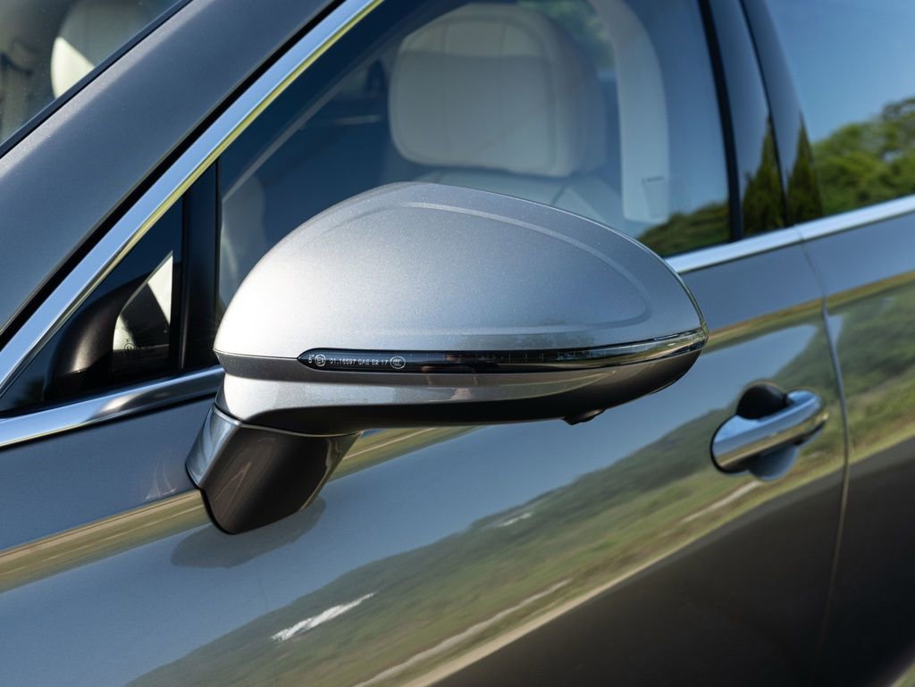 New 2026 Bentley Flying Spur Plug-In Hybrid AWD/4WD image 21