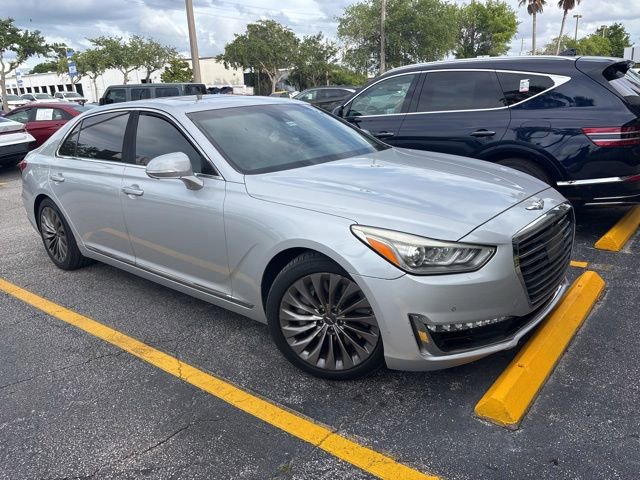 Used 2018 Genesis G90 3.3T Premium RWD image 2