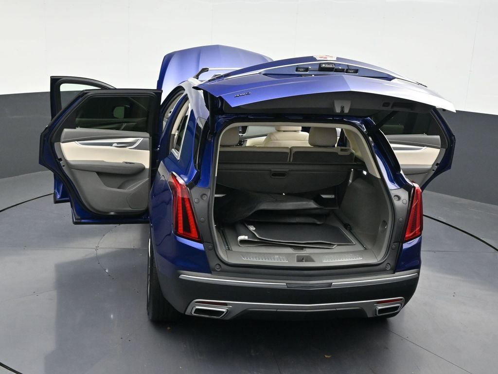 Used 2024 Cadillac XT5 Premium Luxury w/ Technology Package AWD/4WD image 41