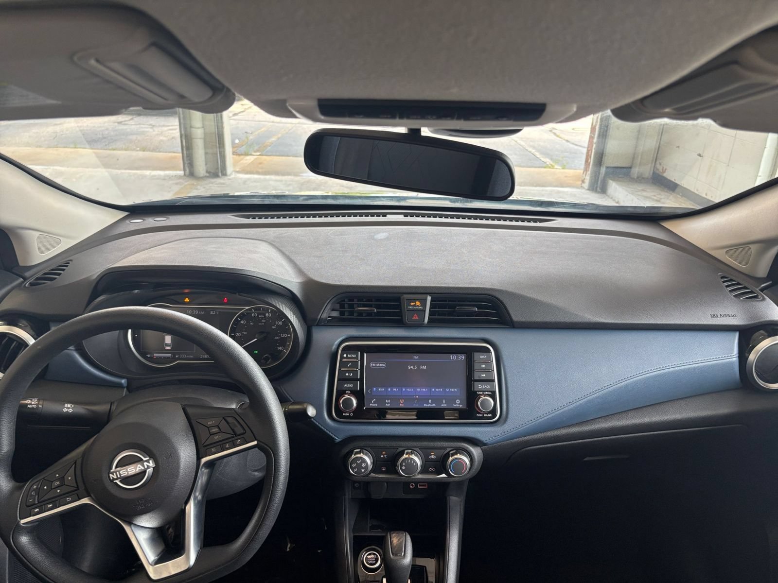 Used 2025 Nissan Versa SV FWD image 31