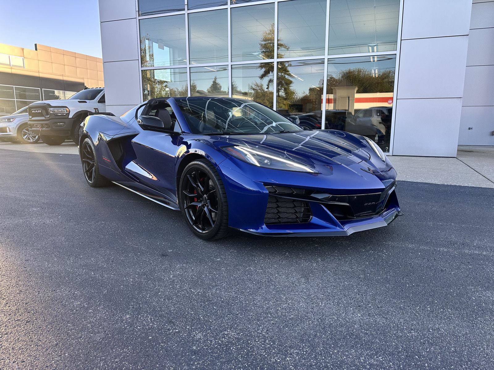 Used 2027 Chevrolet Corvette Grand Sport w/ Z52 Sport Performance Package RWD image 16