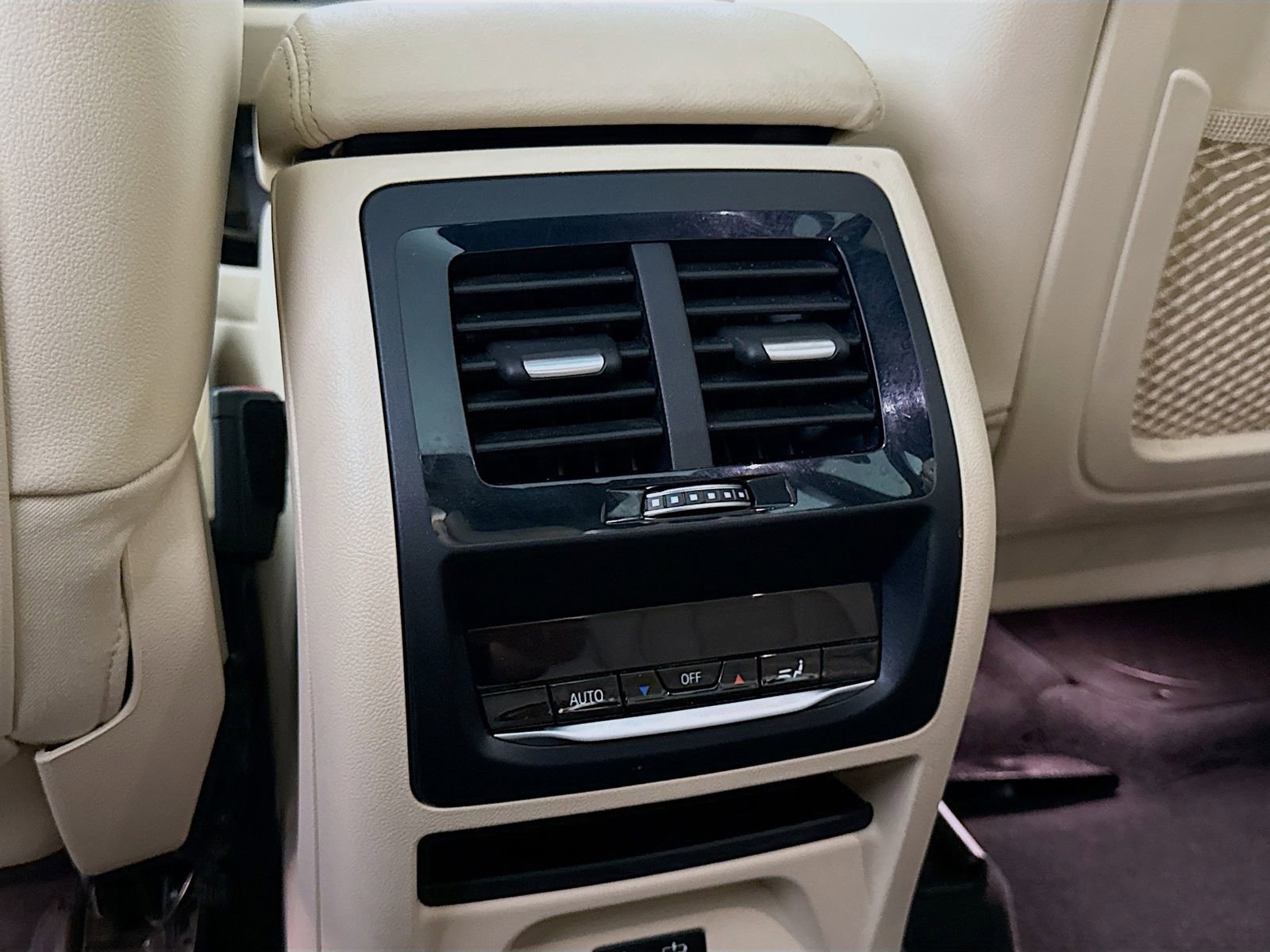 Used 2021 BMW X3 M40i w/ Executive Package image 27