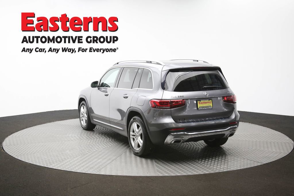 Used 2021 Mercedes-Benz GLB 250 4MATIC w/ Premium Package image 65