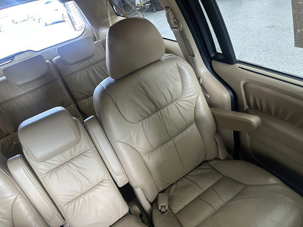 Used 2010 Honda Odyssey EX-L image 38