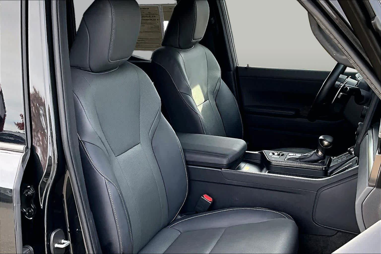 Used 2024 Lexus GX 550 w/ Accessory Package (Z1) AWD/4WD image 7