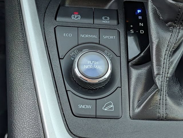 Used 2024 Toyota RAV4 Adventure AWD/4WD image 15