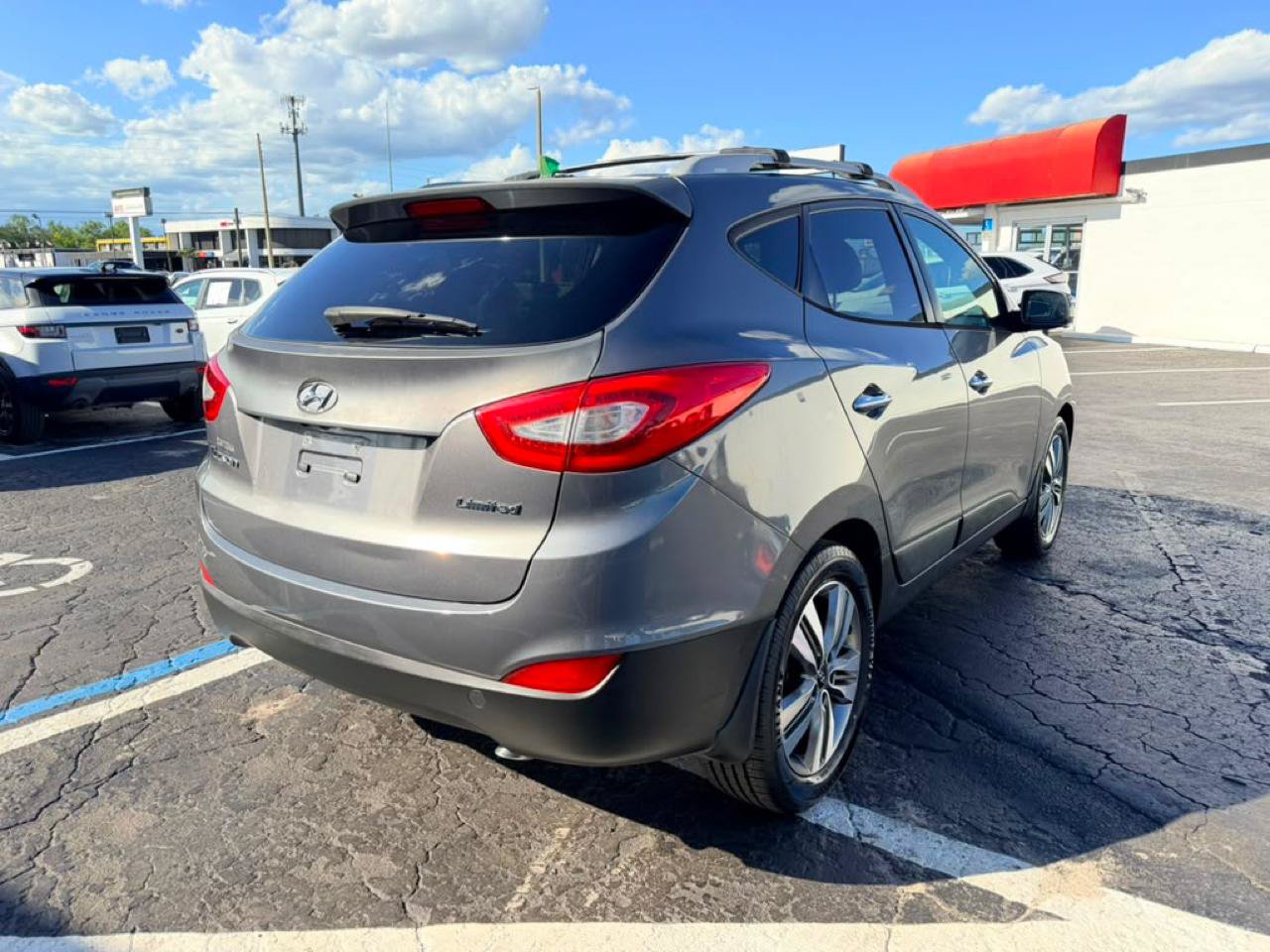 Used 2015 Hyundai Tucson Limited FWD image 8