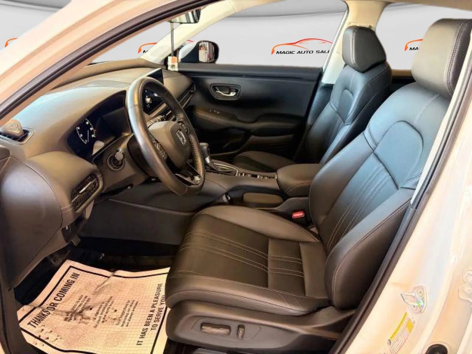 Used 2023 Honda HR-V EX-L image 9