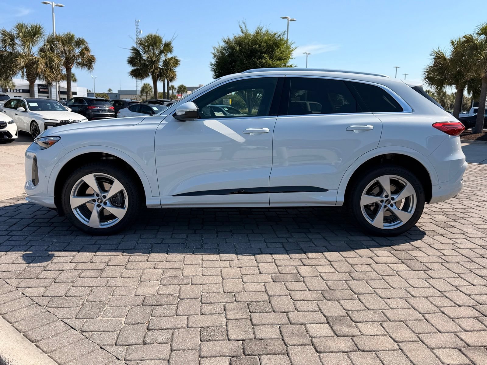 Used 2025 Audi Q5 Premium Plus AWD/4WD image 12