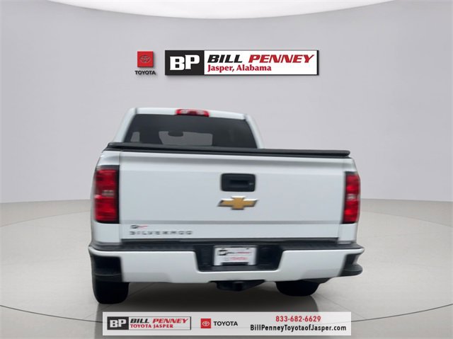 Used 2018 Chevrolet Silverado 1500 Custom w/ Custom Value Package image 4