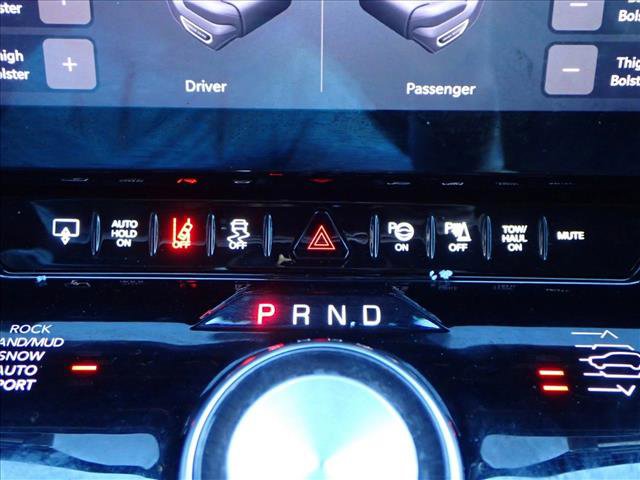 Used 2023 Jeep Grand Wagoneer 4WD image 23