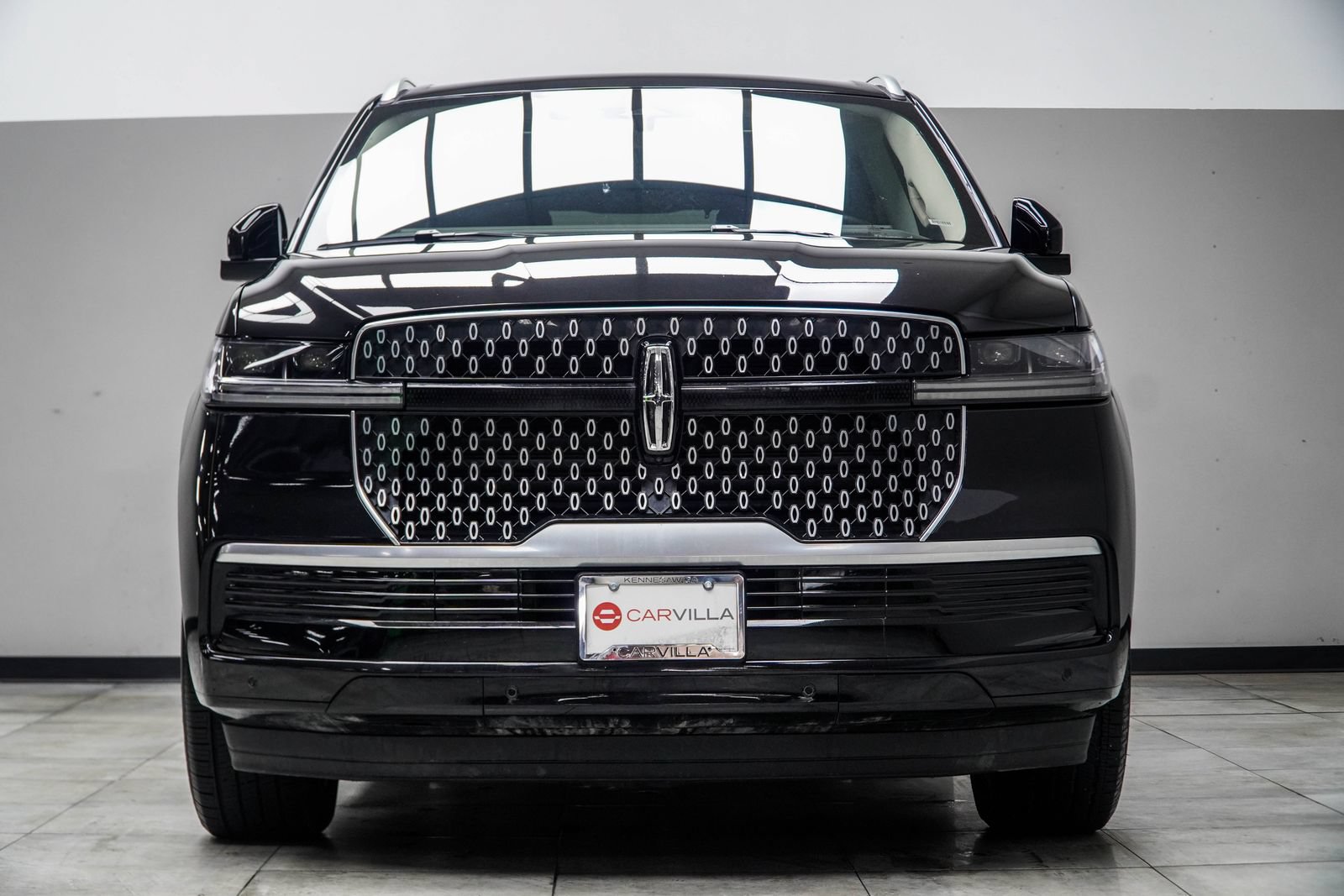 Used 2025 Lincoln Navigator Reserve AWD/4WD image 9