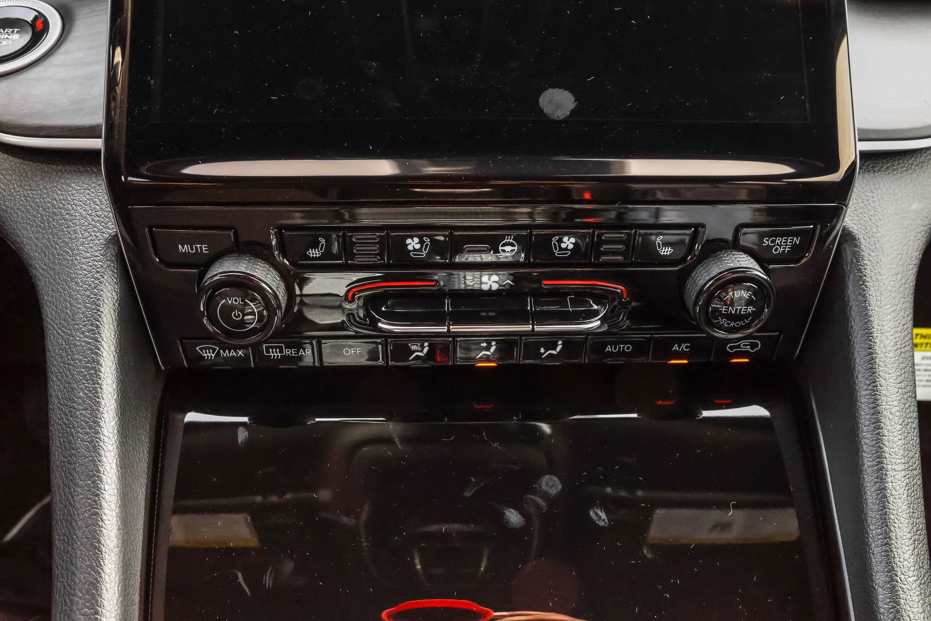 New 2025 Jeep Grand Cherokee Limited w/ Luxury Tech Group II image 19