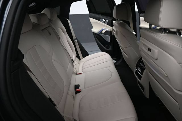 Used 2021 BMW X6 M50i w/ Executive Package AWD/4WD image 23