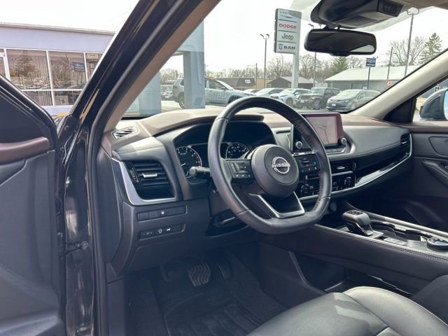 Used 2023 Nissan Rogue SL AWD/4WD image 29